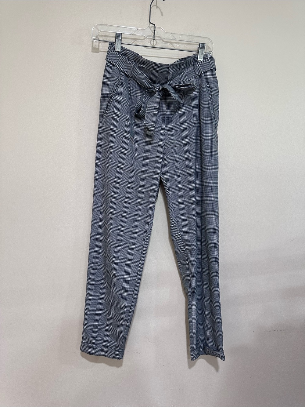 Zara trafaluc Collections Plaid Paperbag Tie-Waist Pants - Gray. Size small